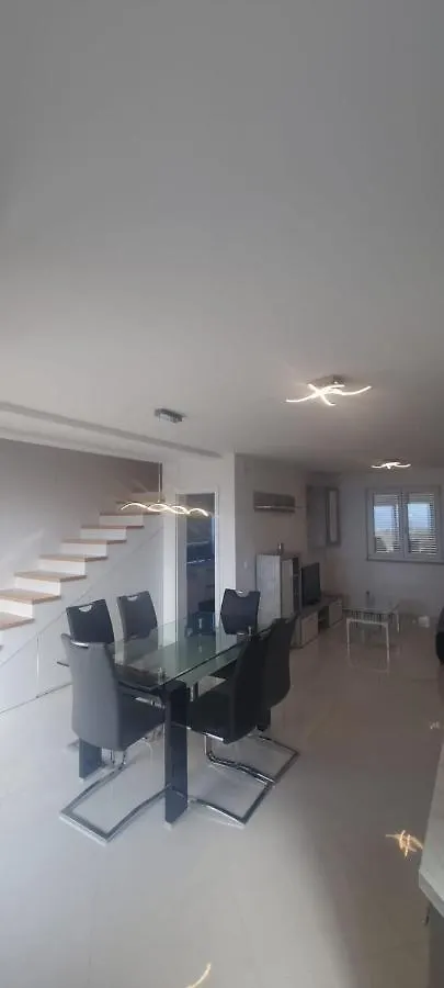 Apartmani Lanterna Krk Town Apartment