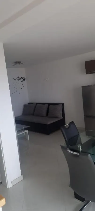 Apartmani Lanterna Krk Town 0*,