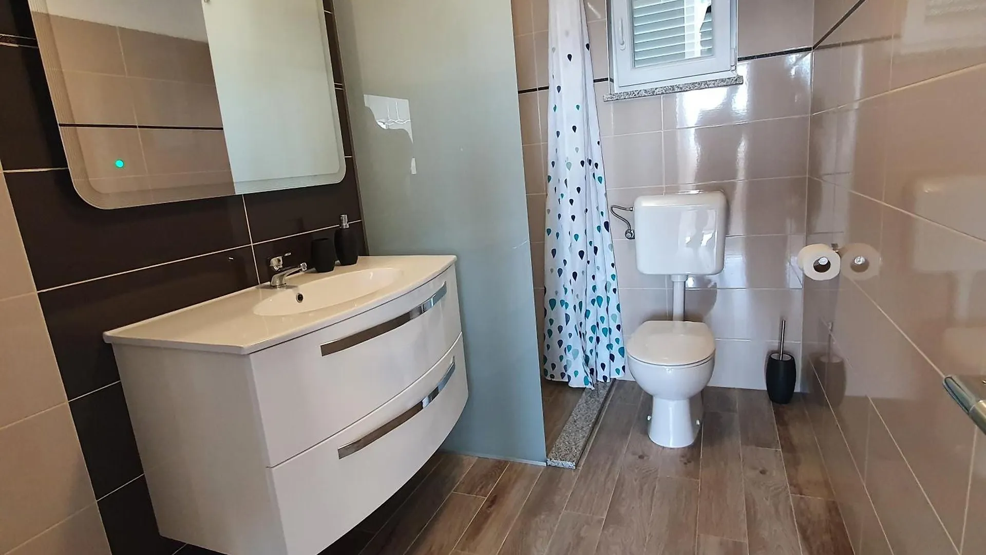 Apartmani Lanterna Krk Town 0*,